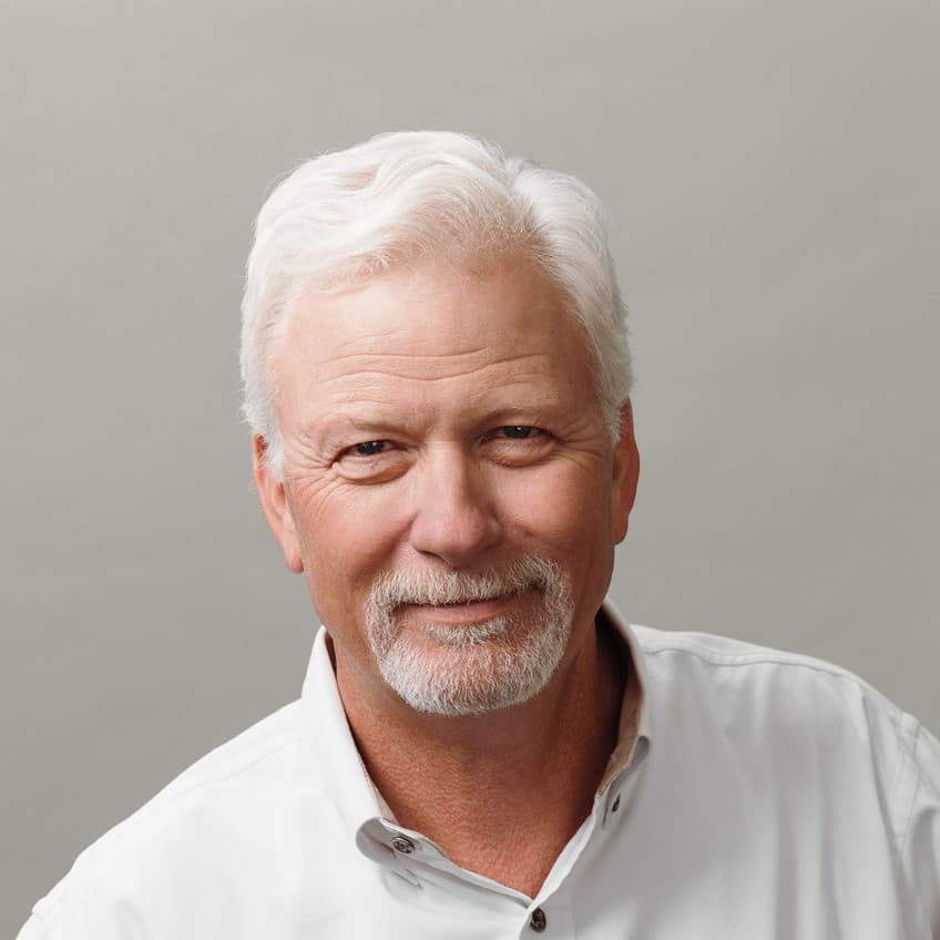 A headshot of Jim Vater